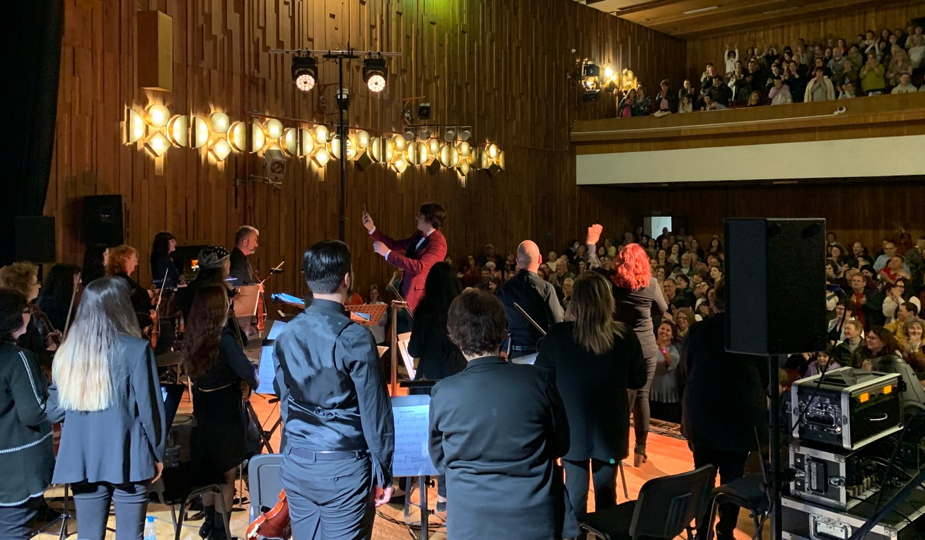 Блестящ старт на турнето „ABBA simphonie“ на Плевенска филхармония 